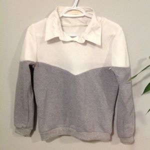 Comfortable sweater with collar
